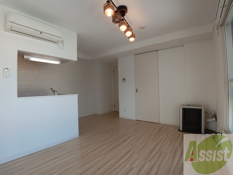 居室・リビング　広くてキレイなお部屋が広がっていて、充実した生活が送れそう。