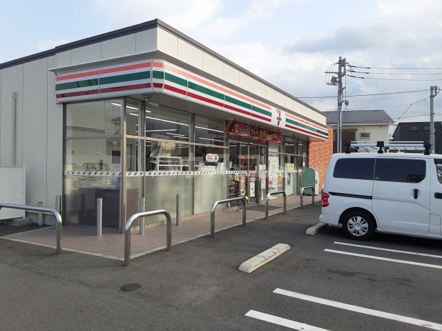 コンビニ　セブンイレブン宇都宮簗瀬２丁目店（コンビニ）まで554m