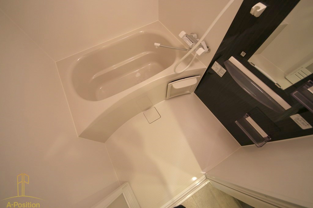 バス・シャワールーム　セレニテ堺筋本町リアン