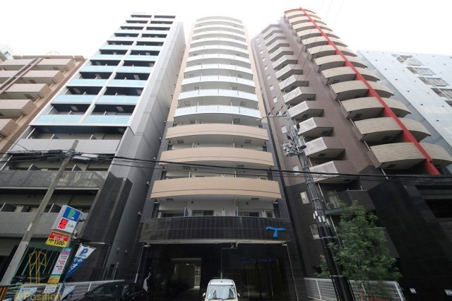 建物外観　セレニテ堺筋本町リアン