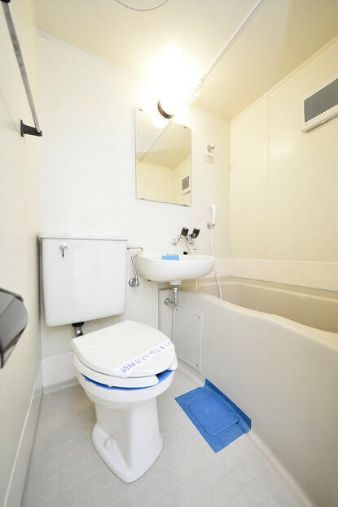 バス・シャワールーム　風呂・洗面台(同一仕様写真)