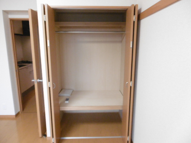 収納　（別室写真）