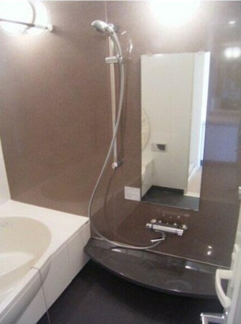 バス・シャワールーム