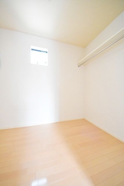 収納　★★ひろ～いウォークインクローゼット★★