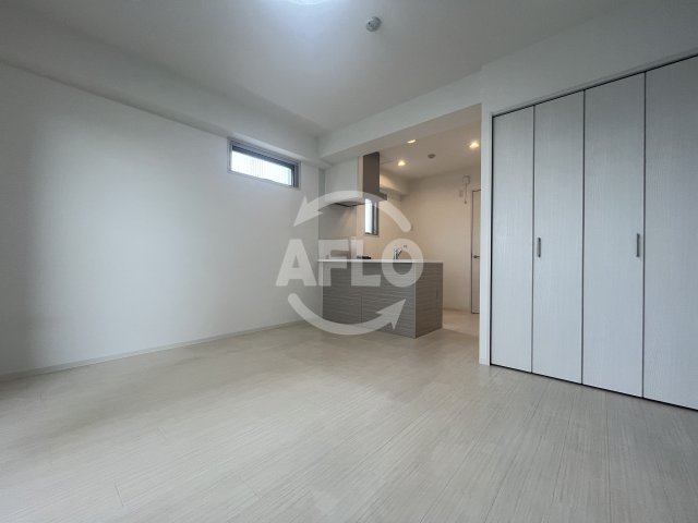 居室・リビング　アバンティ淡路　リビング