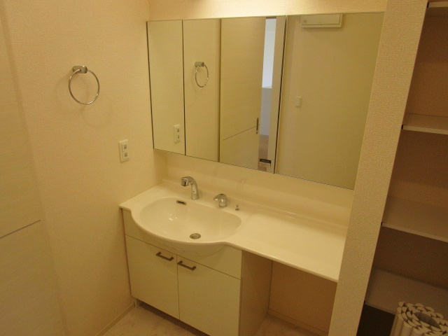 洗面設備　※同タイプの間取りのお写真となります。