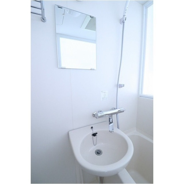 洗面設備　参考写真