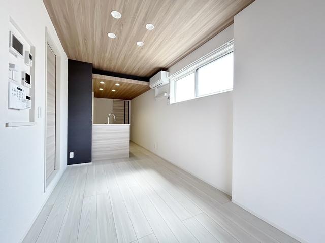 居室・リビング　２０２号室の御写真です。