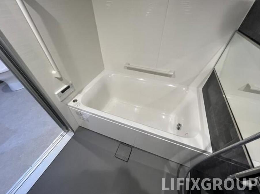 バス・シャワールーム　風呂