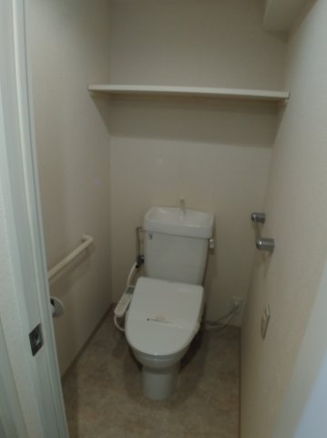 トイレ　シャワートイレ