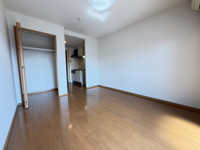 居室・リビング　◇別号室参考写真