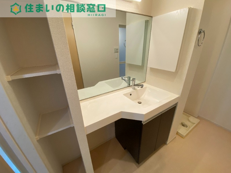 洗面設備　同型