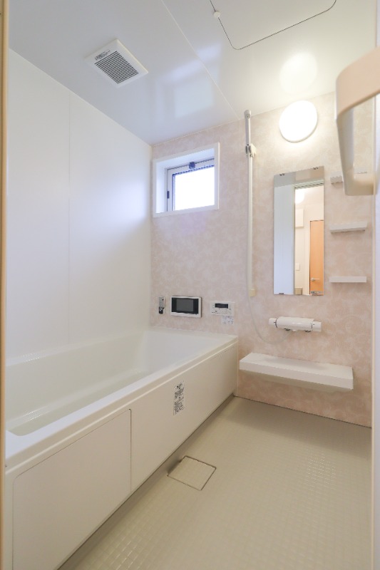 バス・シャワールーム　図面と現状に相違がある場合には現状を優先