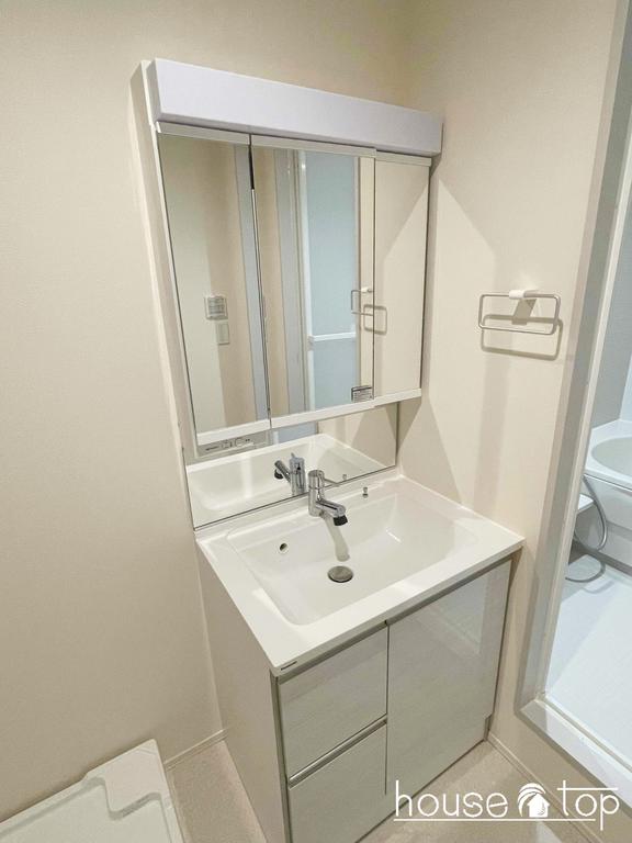 洗面設備　同仕様