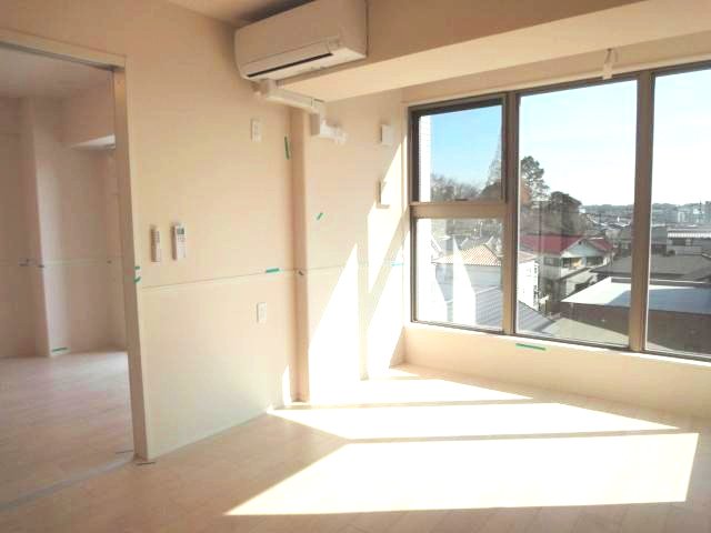 居室・リビング　リビング