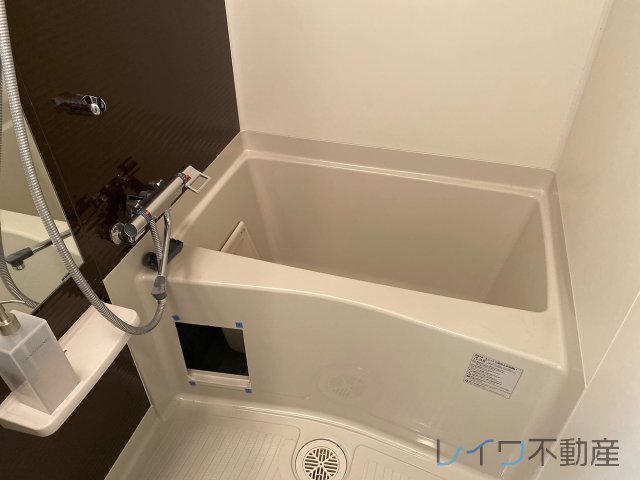 バス・シャワールーム　ゆったり過ごせるお風呂です