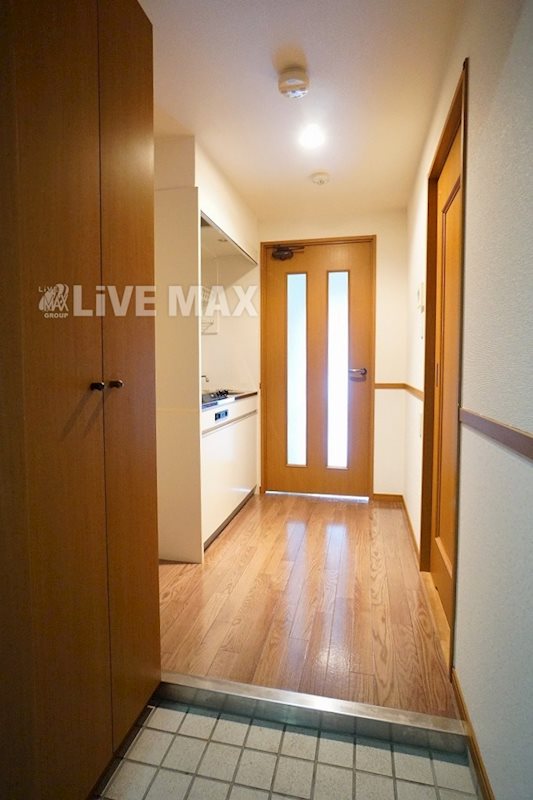 玄関　※写真と異なる場合現状優先