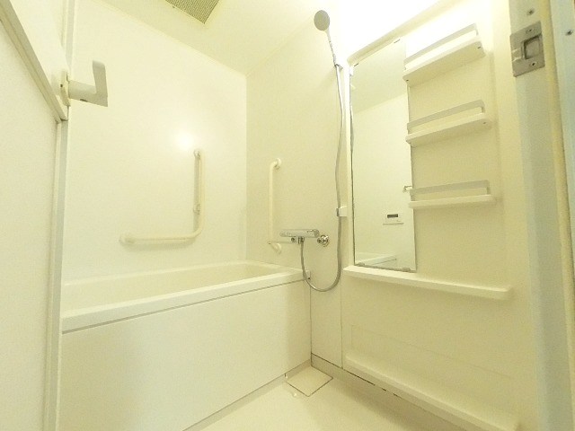 バス・シャワールーム　※同物件他部屋参考写真です※