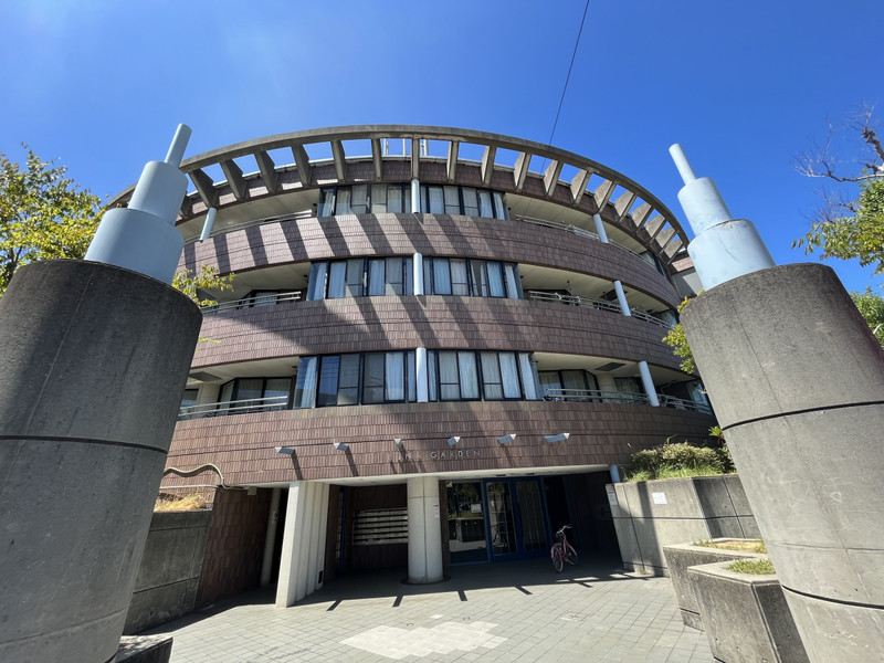 建物外観　ルナガーデン