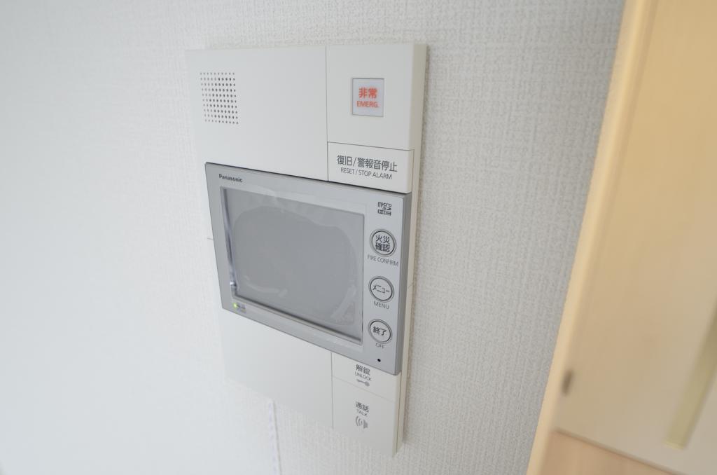 セキュリティ　カメラ付インターホン