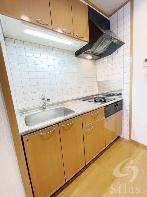 キッチン　反転タイプ