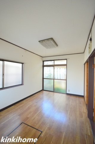 バルコニー　写真は参考写真となります。現況を優先くださいませ。