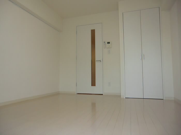 居室・リビング　別号室の参考写真です。