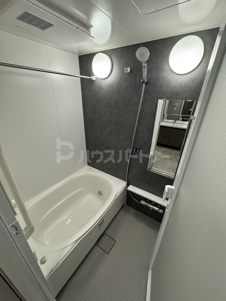 バス・シャワールーム　バス