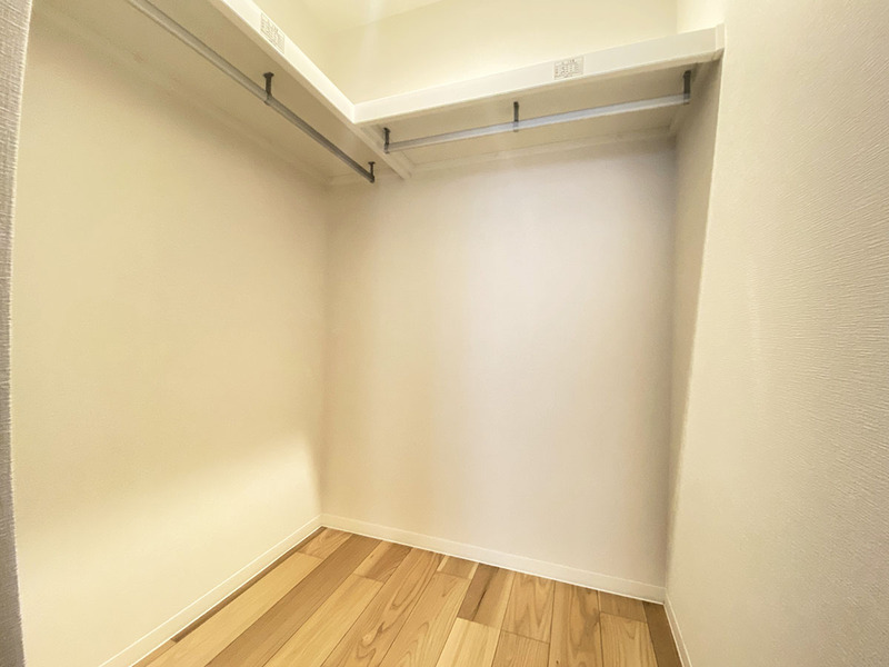 収納　参考写真（同物件別部屋）