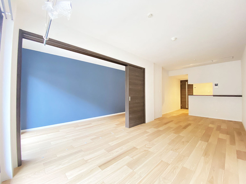 居室・リビング　参考写真（同物件別部屋）