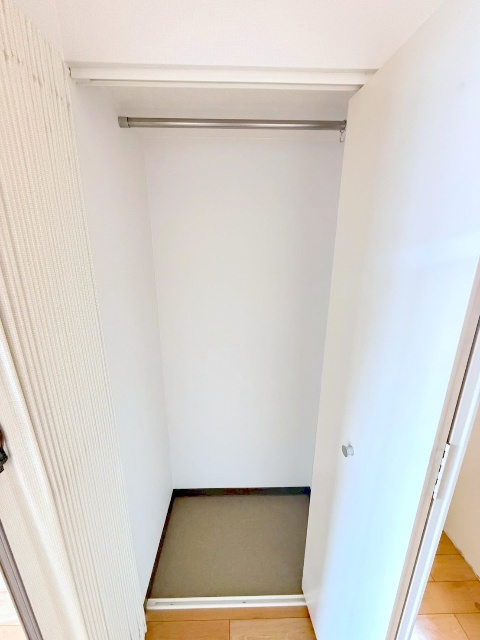 収納　※写真は４階同号室です。