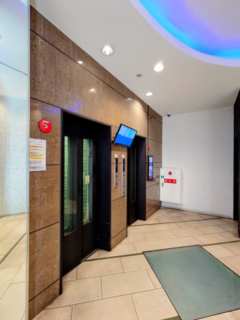 ＪＲ東海道本線 新大阪駅 徒歩5分 15階建 築18年の外観写真