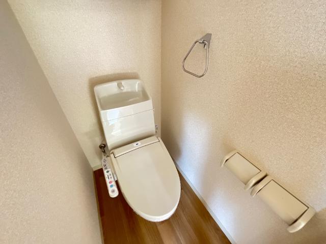 トイレ　シャワー付トイレ
