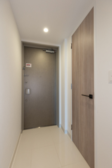 玄関　※写真は同タイプ住戸です。