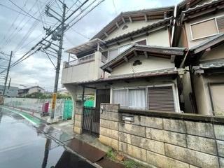建物外観　隣は幼稚園で解放感があります！