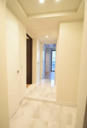 玄関　※他部屋参考写真