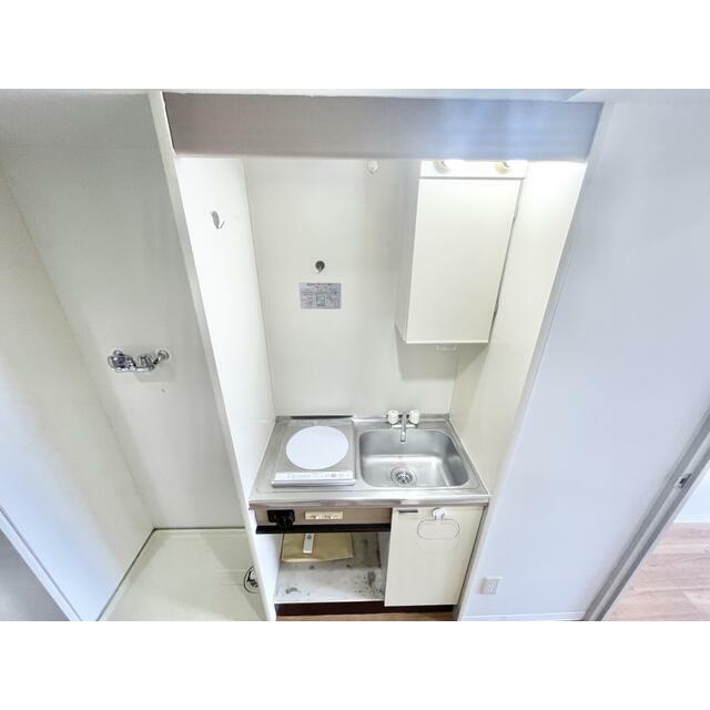 キッチン　別室の写真です（同じものが設置されています）