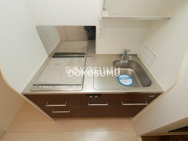 キッチン　毎日の料理が楽しくなる、機能性とデザインを兼ね備えた空間。