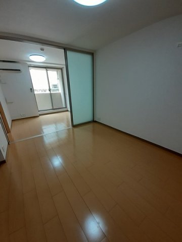 その他部屋・スペース　明るい色調の室内です