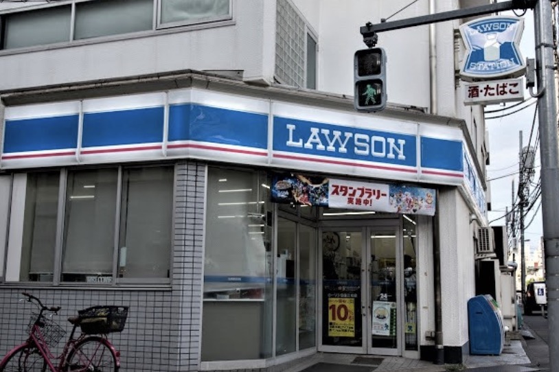 コンビニ　ローソン白金三光店（コンビニ）まで133m
