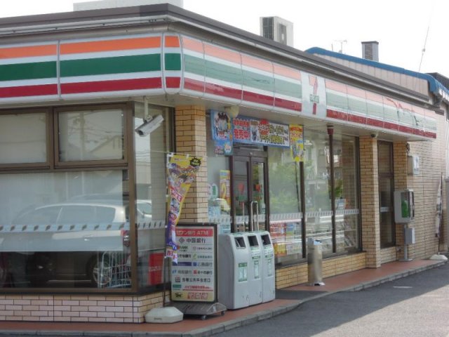 コンビニ　セブン－イレブン　岡山浦安本町北店（コンビニ）まで642m