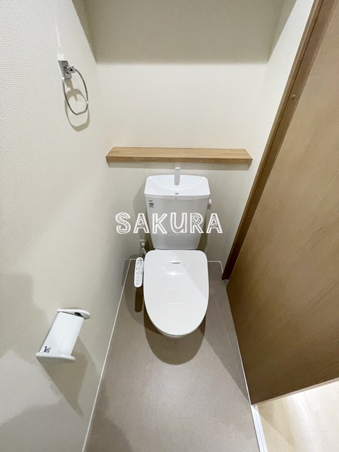 トイレ　嬉しい温水洗浄便座♪