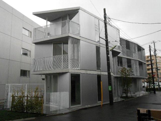 建物外観　■デザイナーズ■２４時間換気システム■南向き■複層ガラス