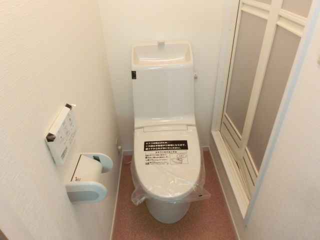 トイレ　ウォシュレットつきのトイレです☆