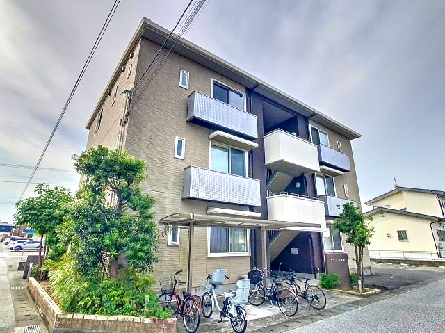 建物外観　2024年11月撮影