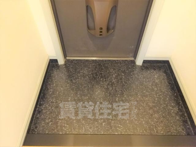 玄関　玄関（イメージ）