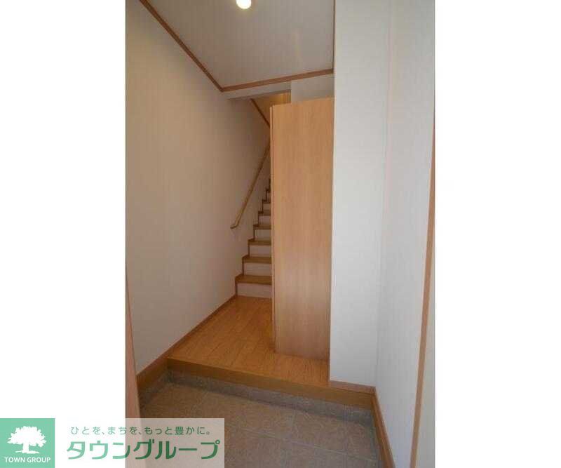 玄関　※反転タイプ設備施工例　現況優先