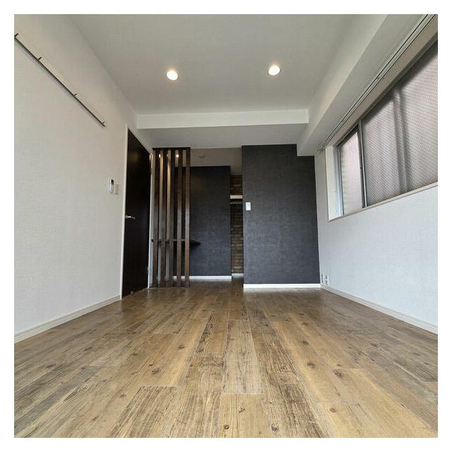 その他部屋・スペース　フローリングで掃除しやすい