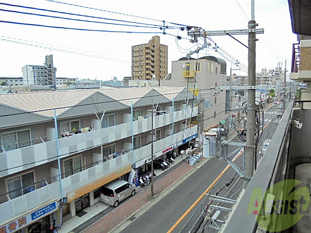 眺望　日当たりがとてもいいので、洗濯物が早く乾きそうでーす。