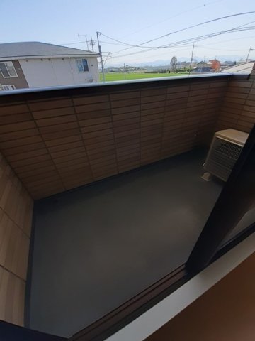 バルコニー　落ち着いた時間を過ごせるバルコニーです
